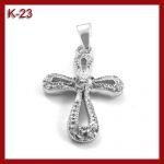 Srebrny krzyżyk z cyrkoniami K-23